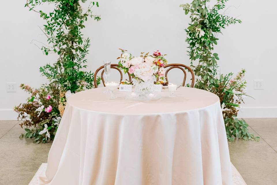 Sweetheart table