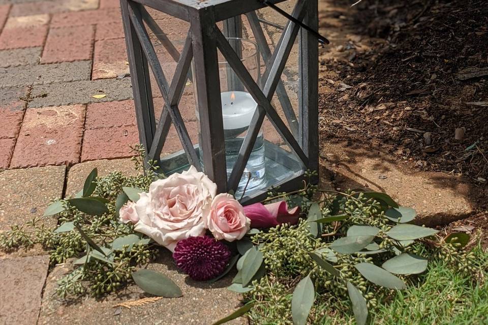 Outdoor wedding lantern