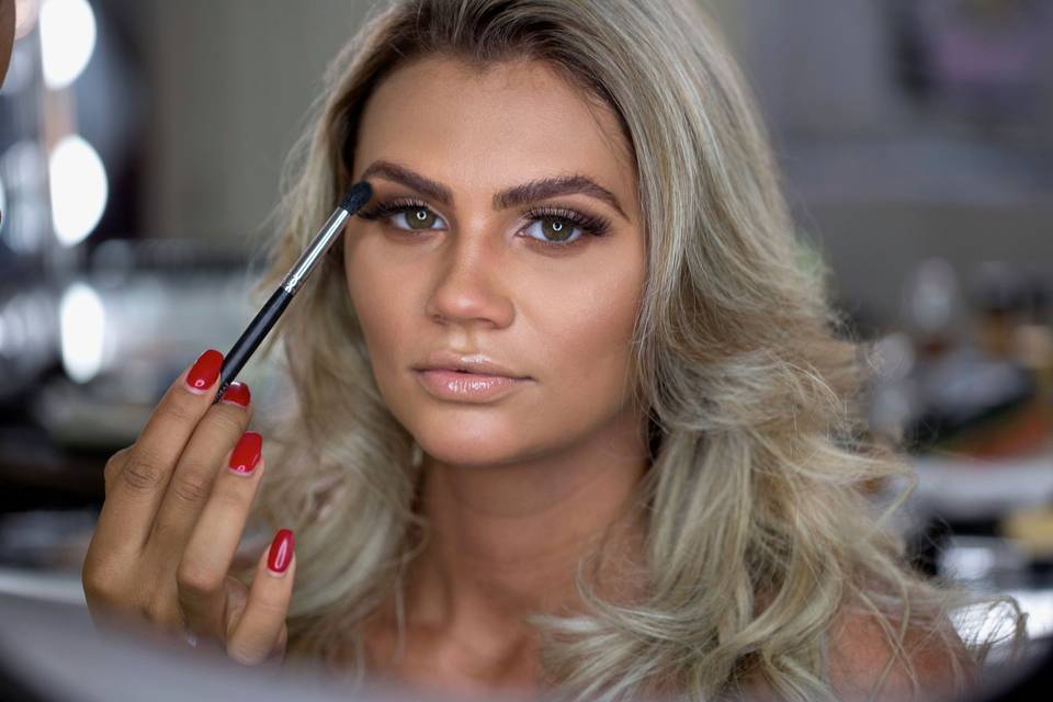 Tyler Hill Makeup Artist