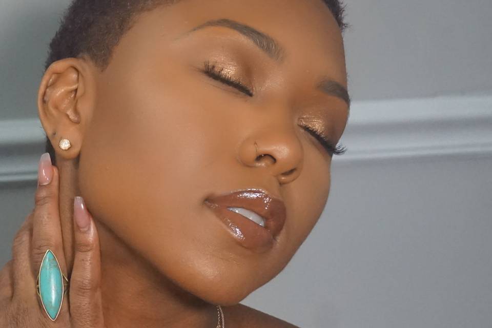 Tyler Hill Makeup Artist