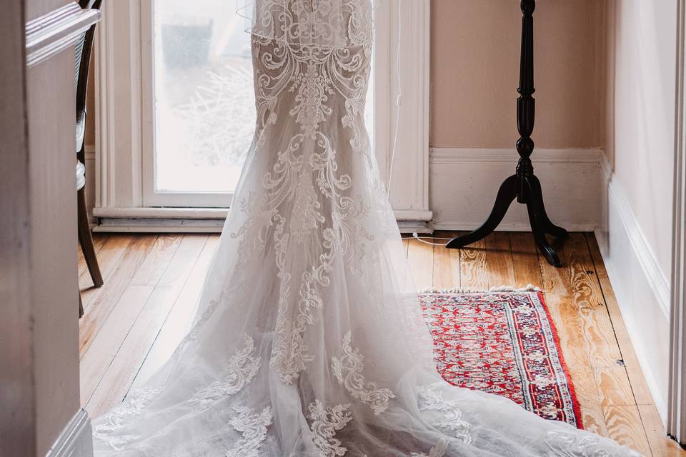 Bride in the hallway