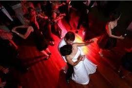 Newlyweds dance