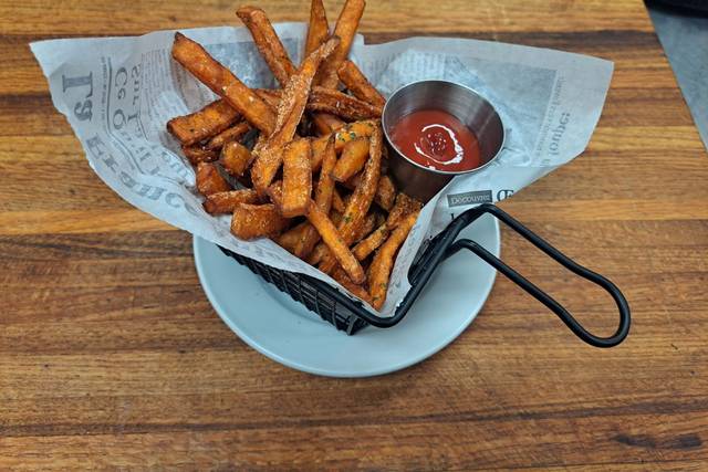 BASKET OF FRIES