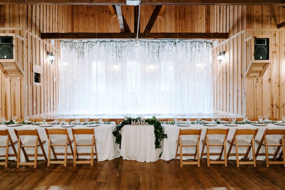 Pine Hall Wedding Party Table