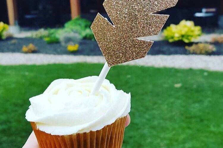 Arrow cupcake