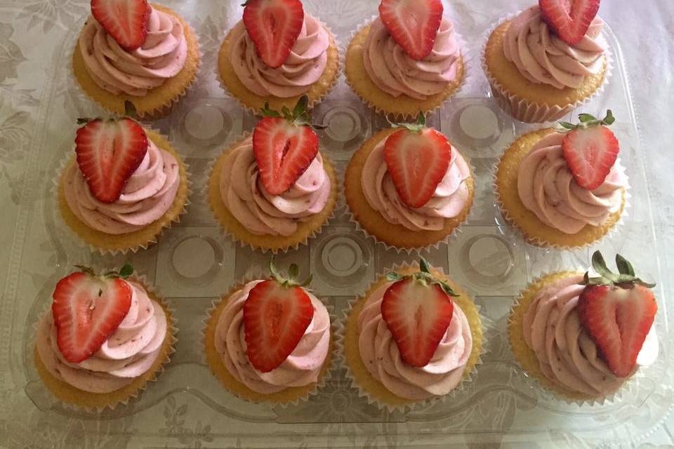 Strawberry cupcakes