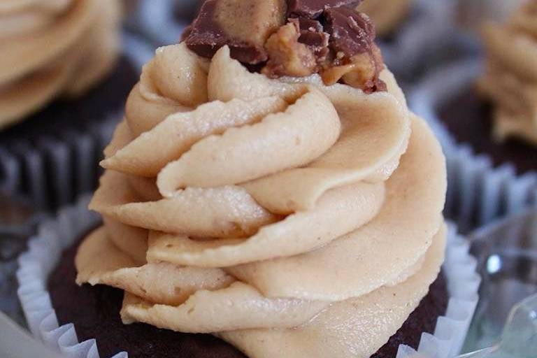 Reese's cupcake