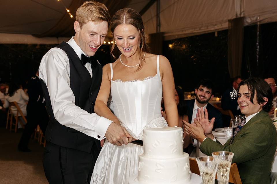 Small Cake to Cut