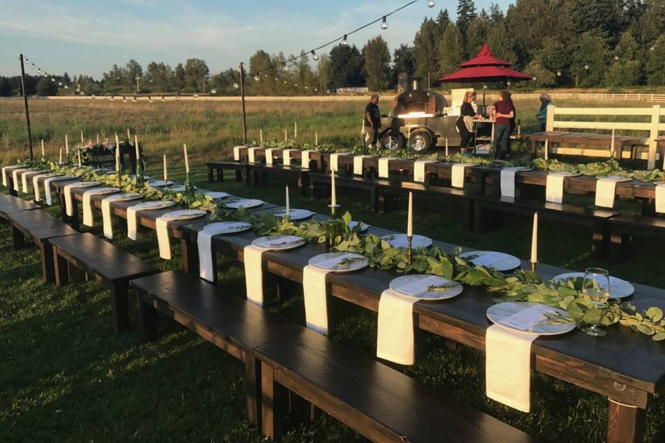 Rustic Farm Tables & Benches