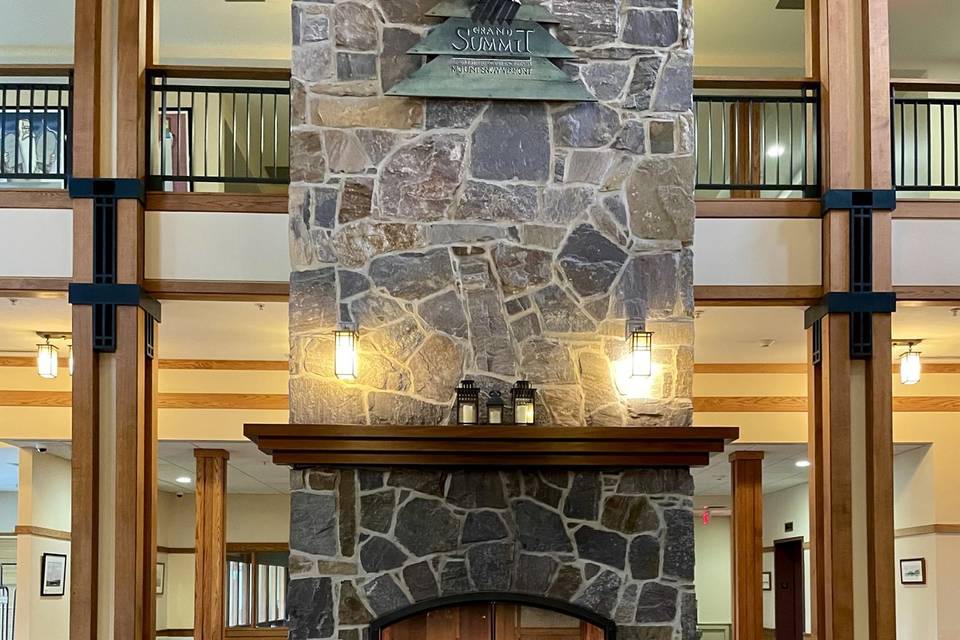 Grand Summit Lodge Lobby