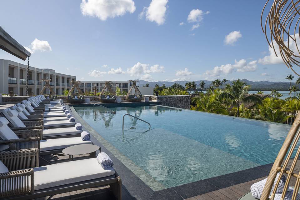 Royal Palm Infinity Pool