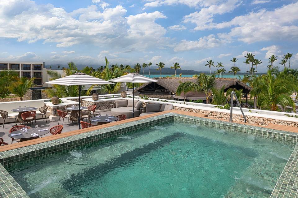Club Azure - Jacuzi