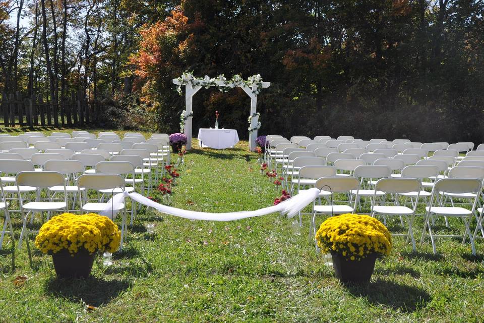 Outdoor ceremony