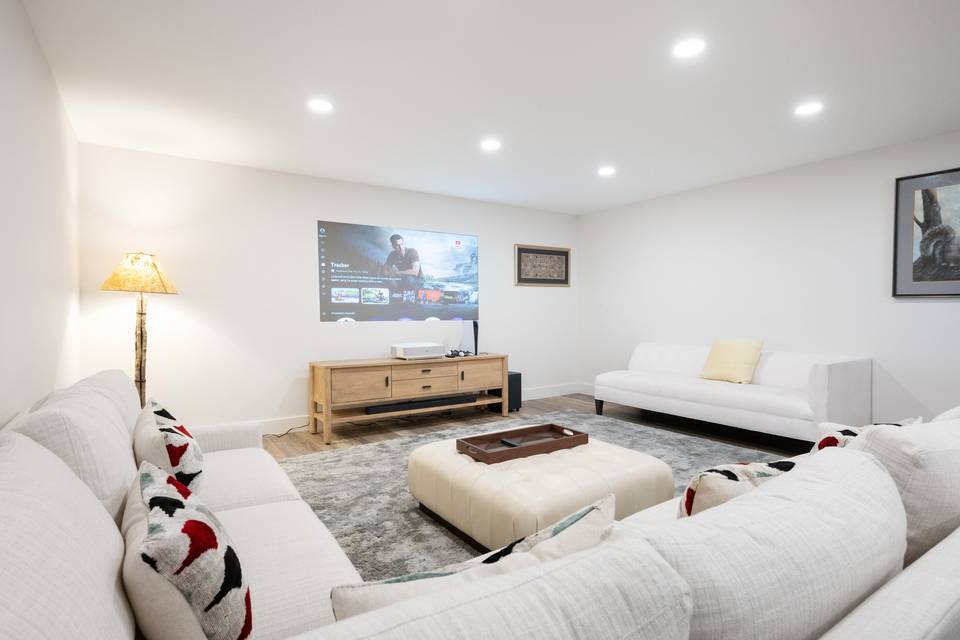 Manor Game Room