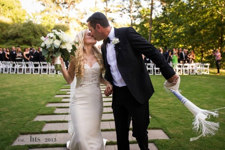 Lindsay & hal at the umstead hotel. Photo by halftone studio