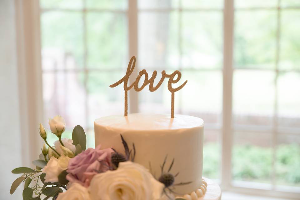 Love cake topper