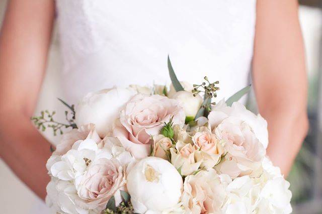 The bride holding her bouquet