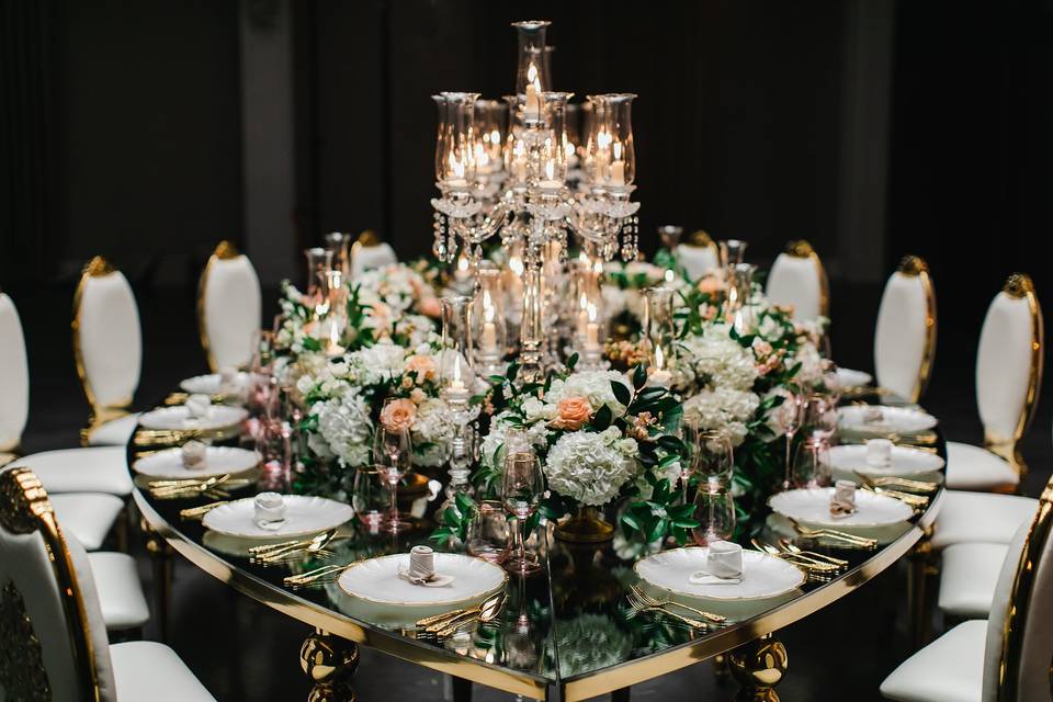 Teardrop Reception table