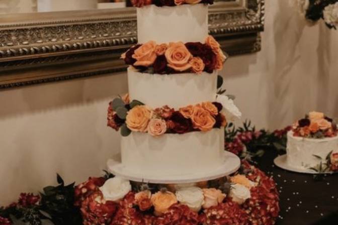 Fall flowers cake