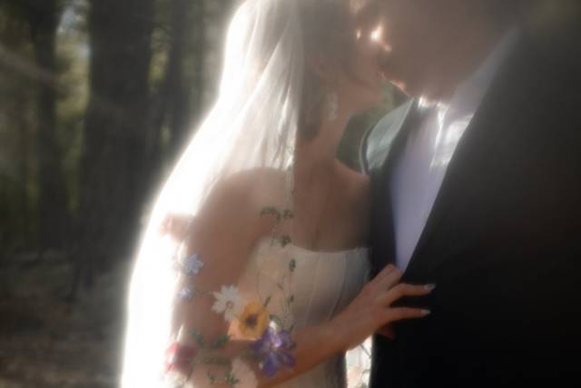 Dreamy floral veil