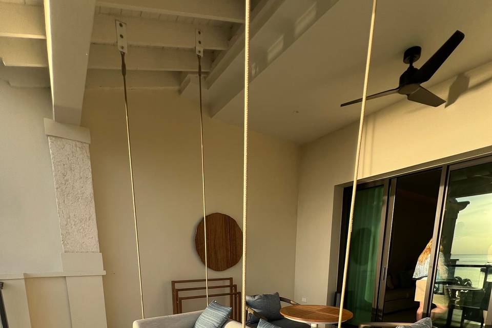 Balcony swing for two