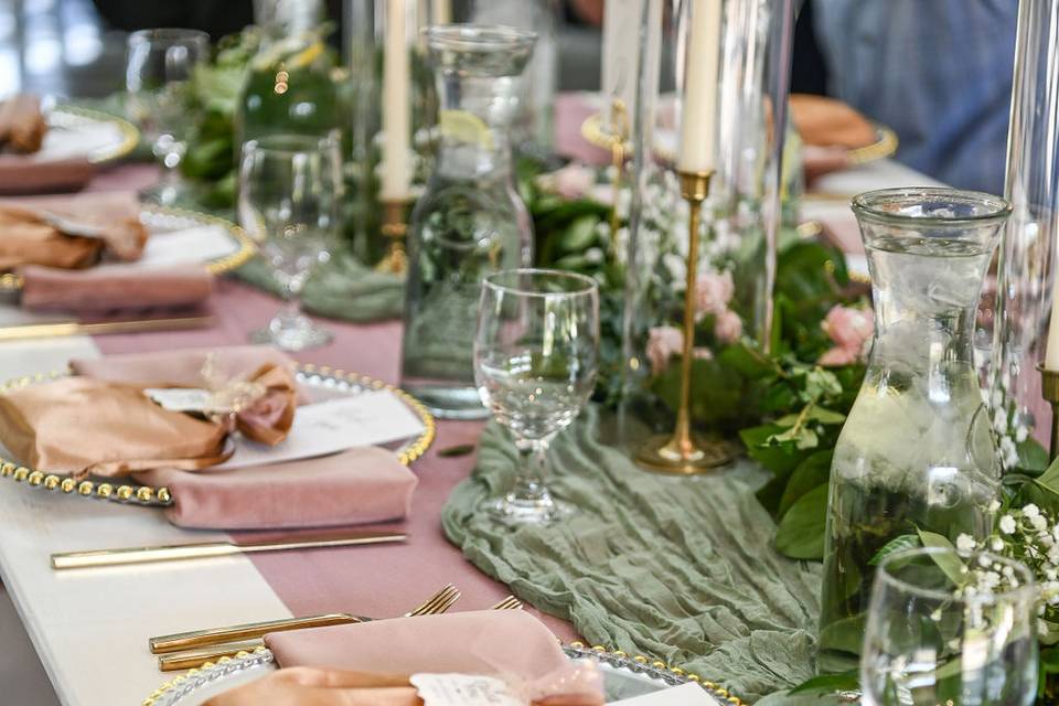 Tablescape