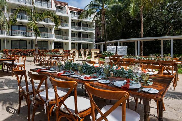 Ocean Riviera Paradise