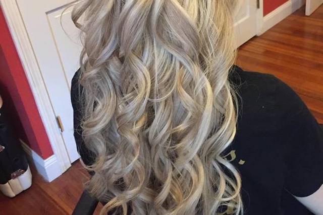 Salon Illusions