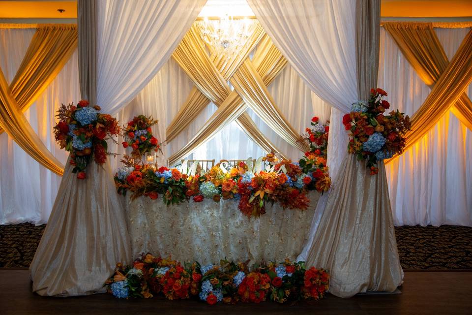 Sweetheart Table Canopy