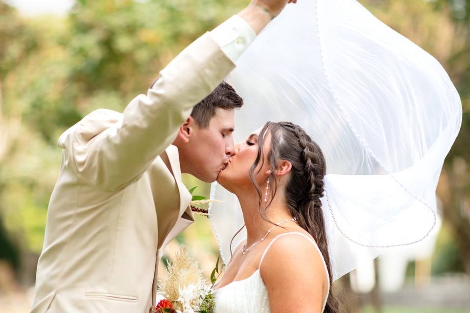 Backyard Wedding, Pasco WA