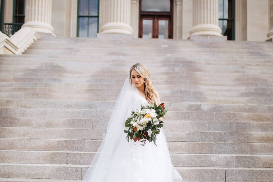 Elegant ceremony flowers