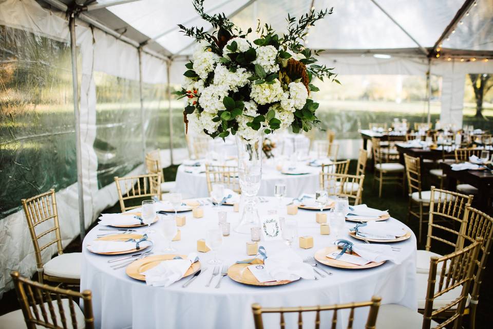 Table arrangement