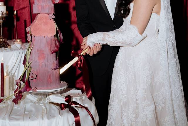 Bride & Groom Cutting Cake