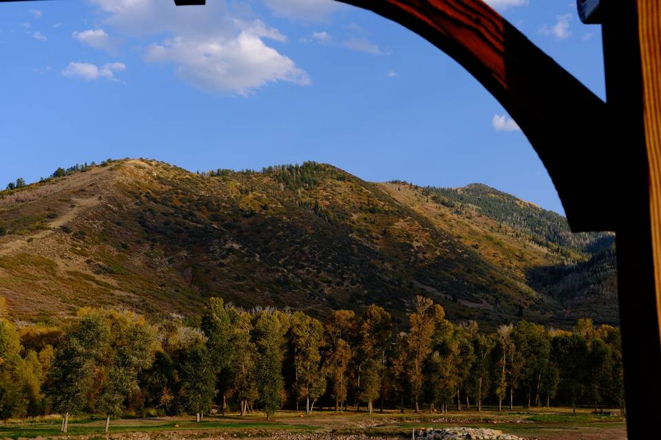 East Mountain View