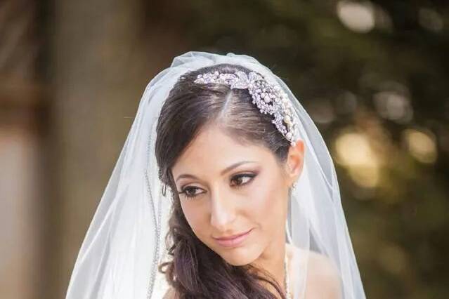 Bride with her white bouquet