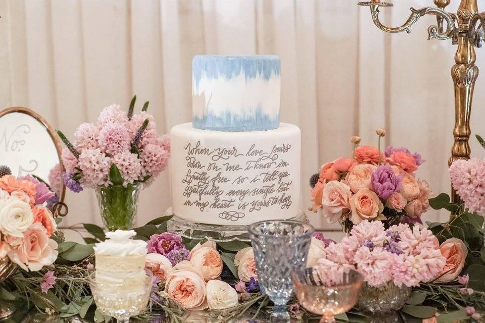 Cake and table setup