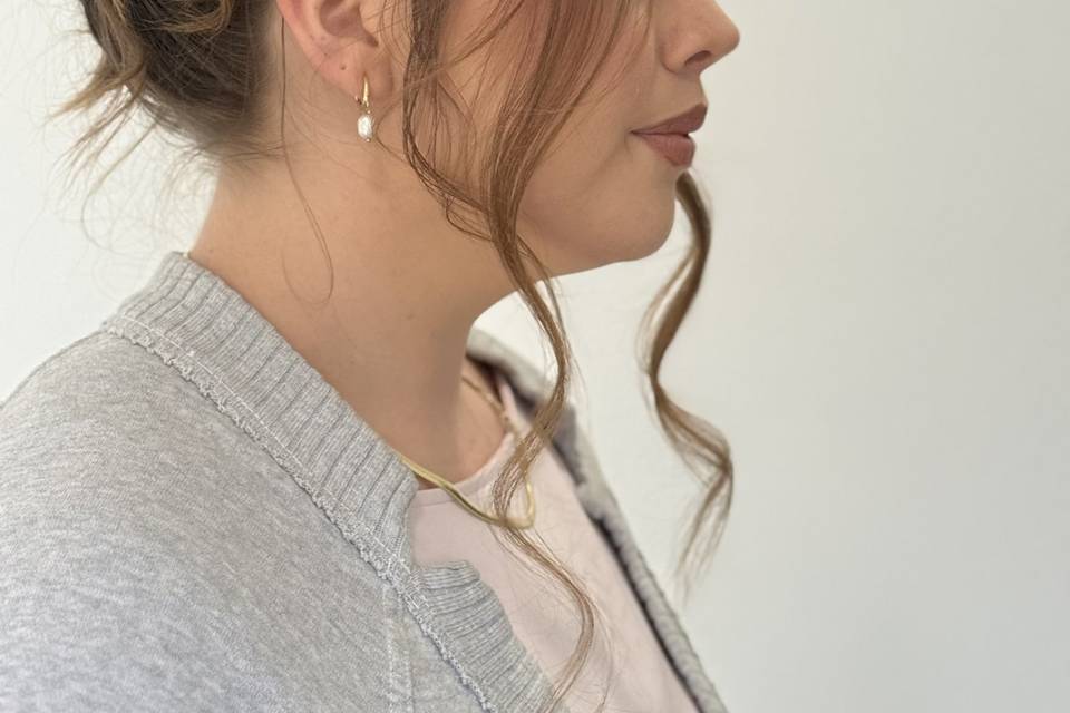 Midi updo
