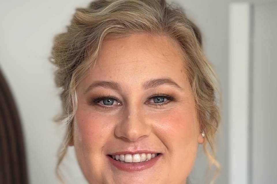 Bronzey soft glam