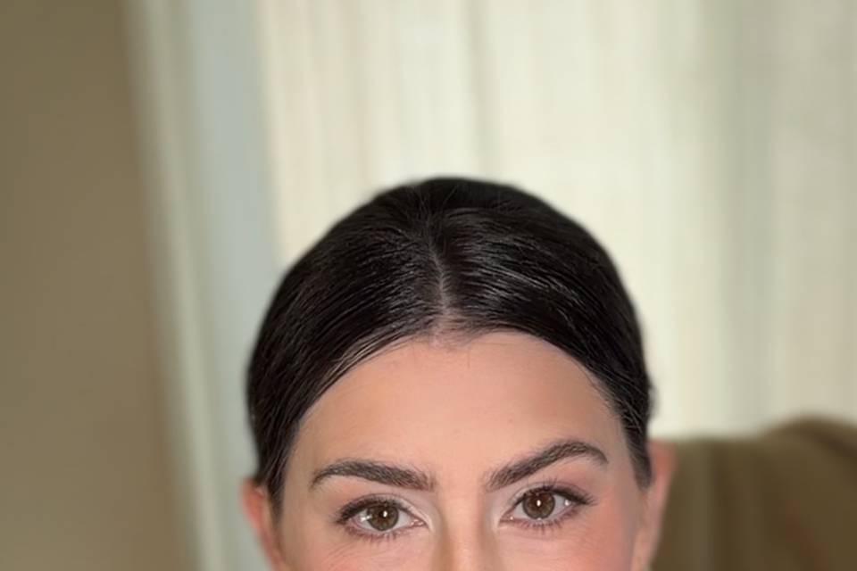 Classic brial makeup