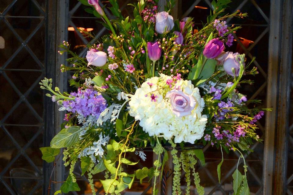 Floral centerpiece