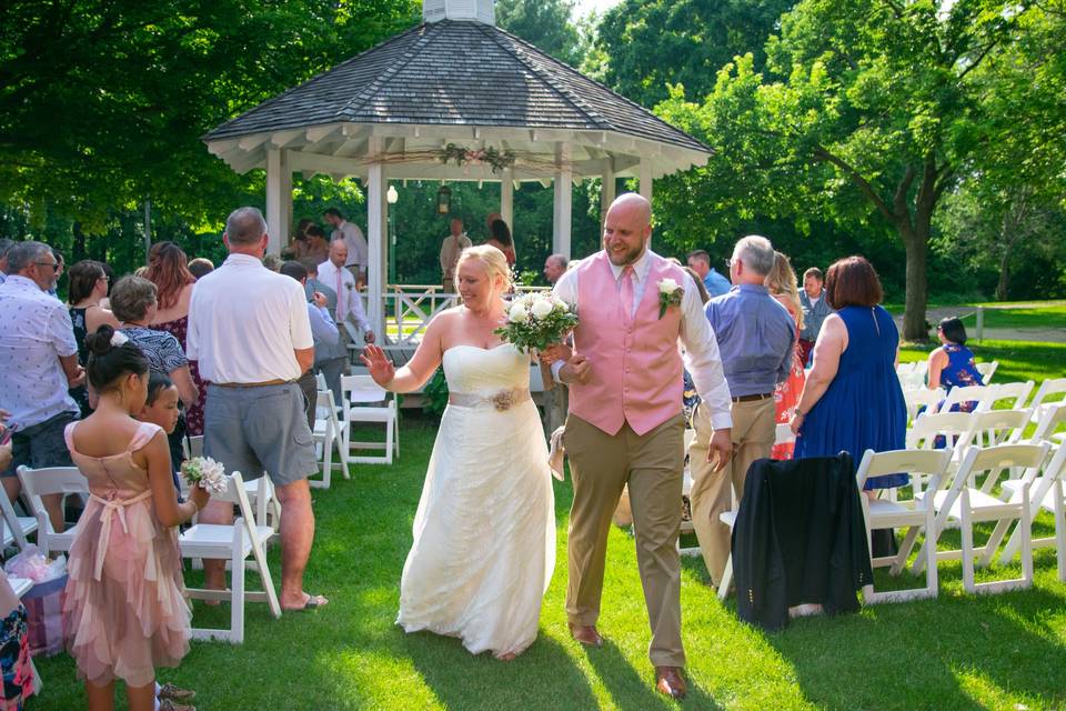 Gazebo wedding