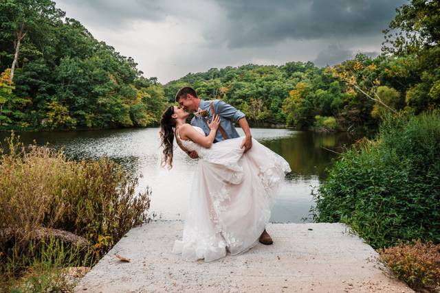 White Oaks Hollow Boho Wedding