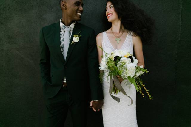 Summer wedding with green, white + gold.
