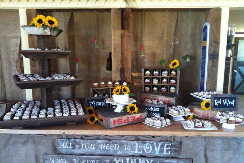 Rustic Dessert Table