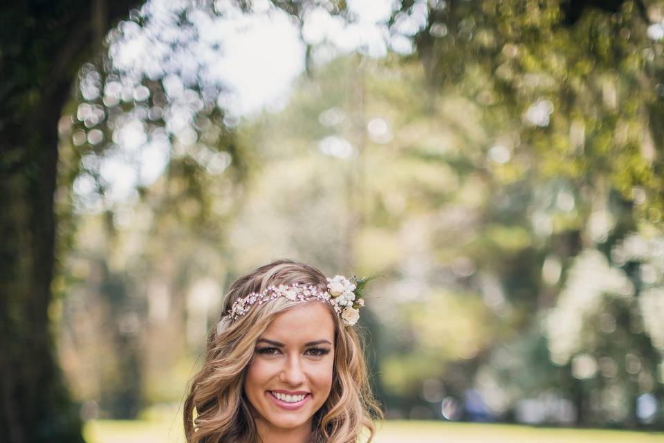 Bridal bouquet and flower crown