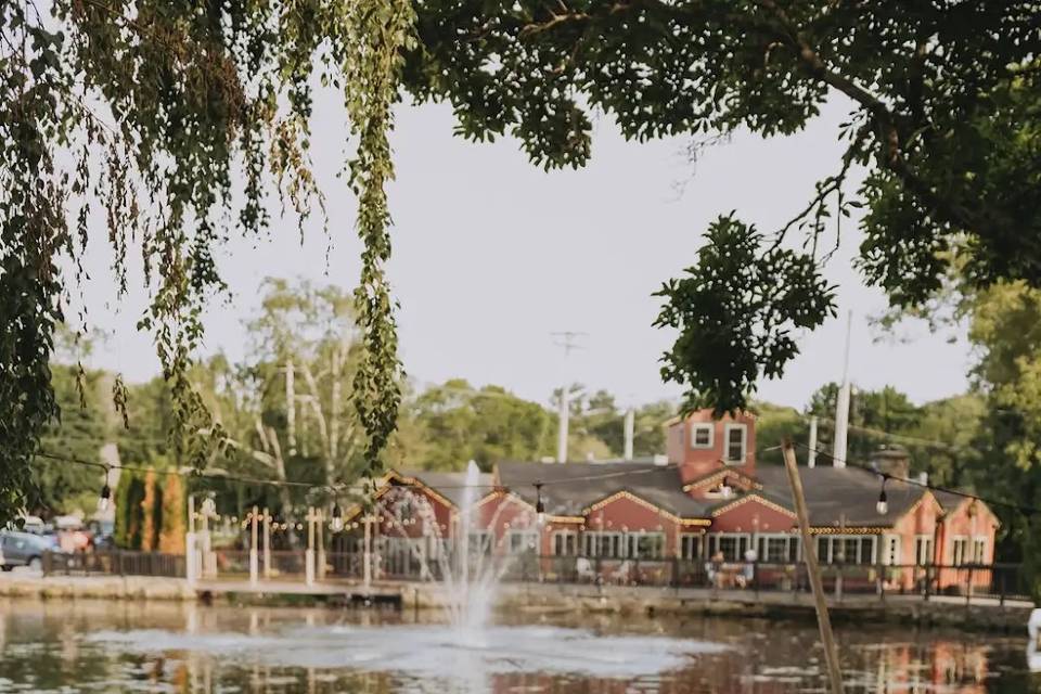 The Old Grist Mill Tavern