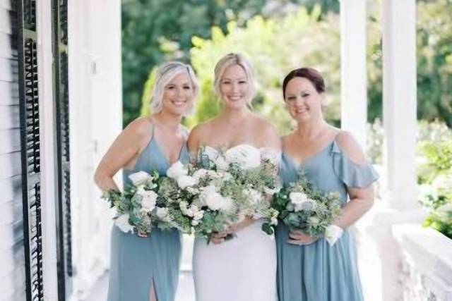 Aldona's Blooming Bouquet