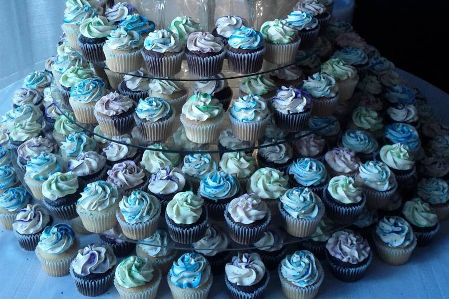 Blue cupcake tier