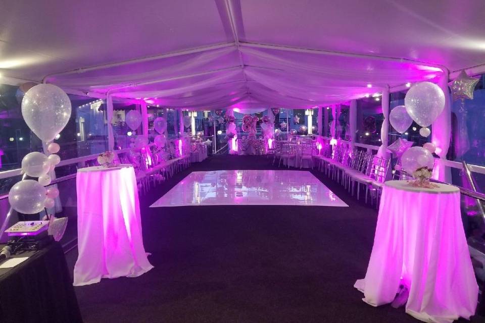 Awesome up lighting!!