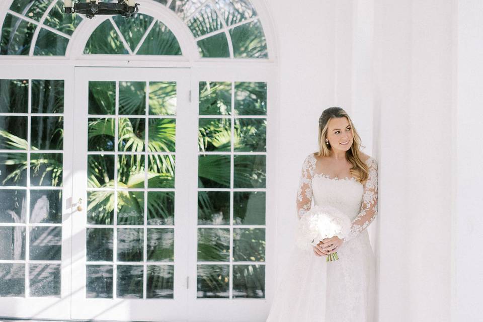 A perfectly timed winter wedding at Lowndes Grove that's all aglow, Charleston, SC